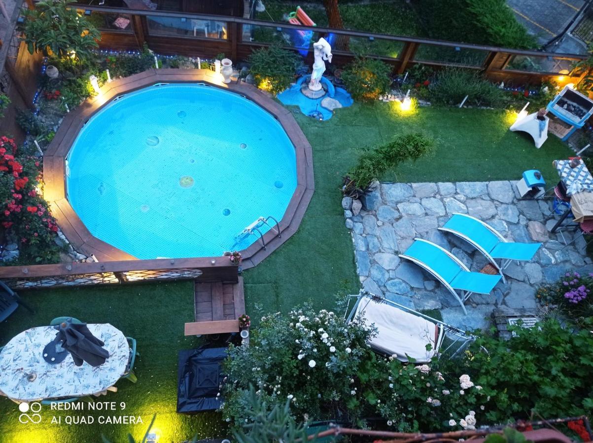 Comfortable Apartment With Panoramic View 65 M² Shared Pool Challand Saint Victor Eksteriør billede